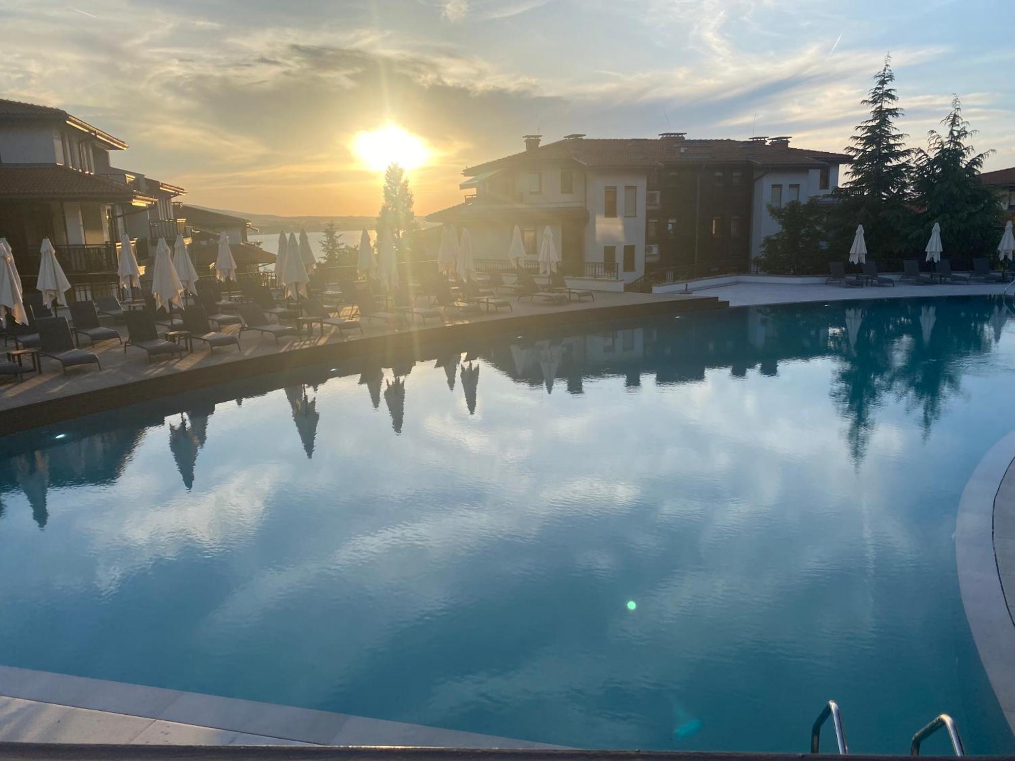Aj Apartment 1 With Pool View, Santa Marina Holiday Village, Sozopol Exterior photo